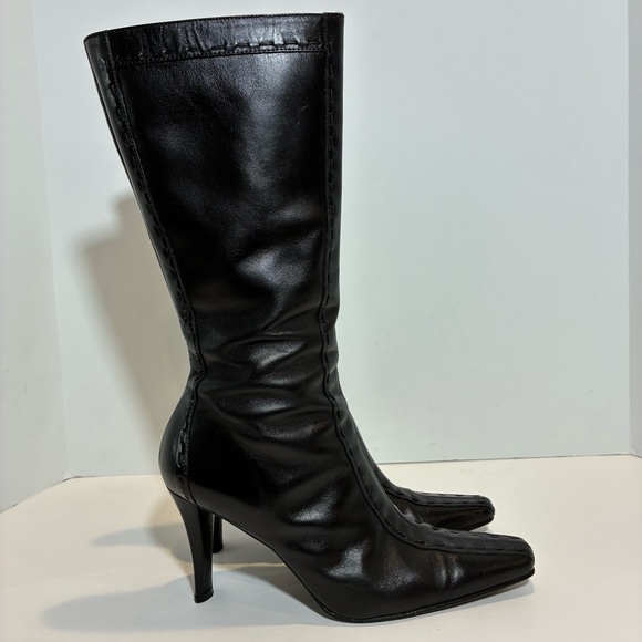 Donald J. Pliner Black Leather Heeled Boots Stitch Details Zip-Up Size 8 - Picture 3 of 7